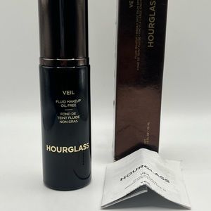 Hourglass veil fluid makeup oil free SPF 15 walnut N8